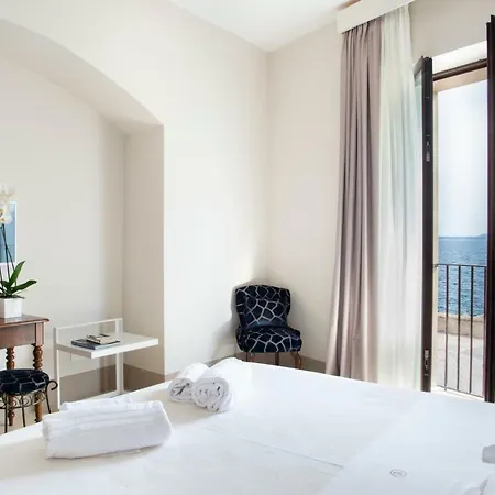 Hotell I Bastioni San Domenico - Boutique Gallipolli